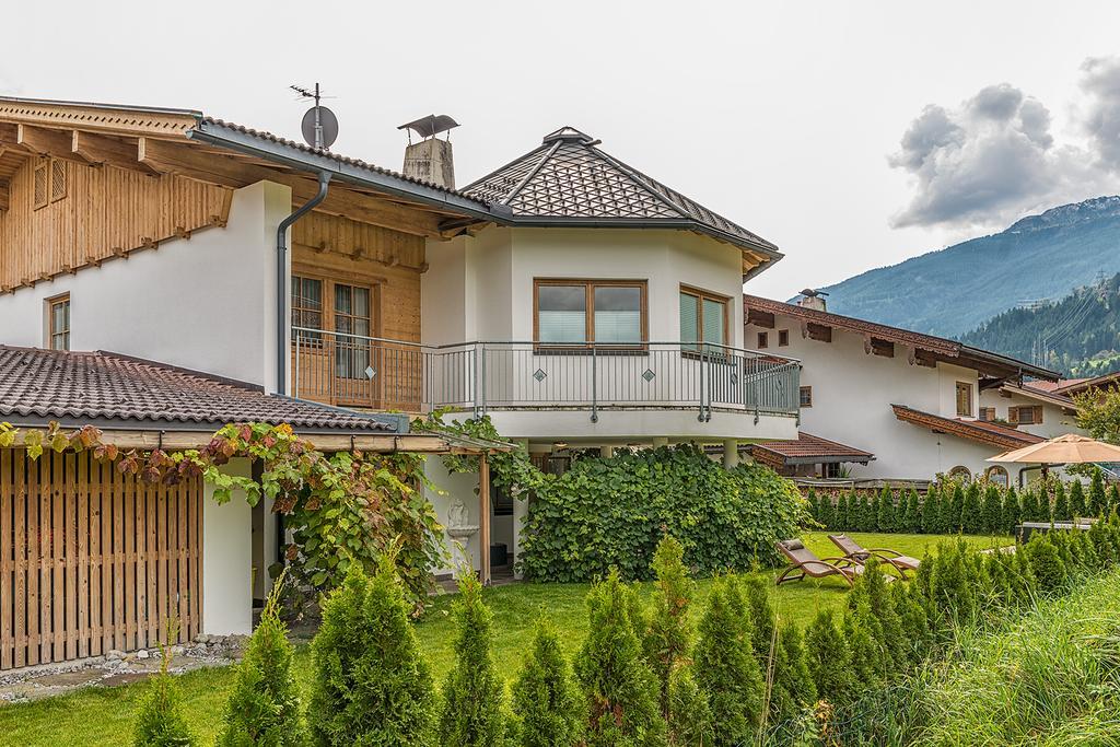 Sportchalet Zillertal Удернс Екстериор снимка